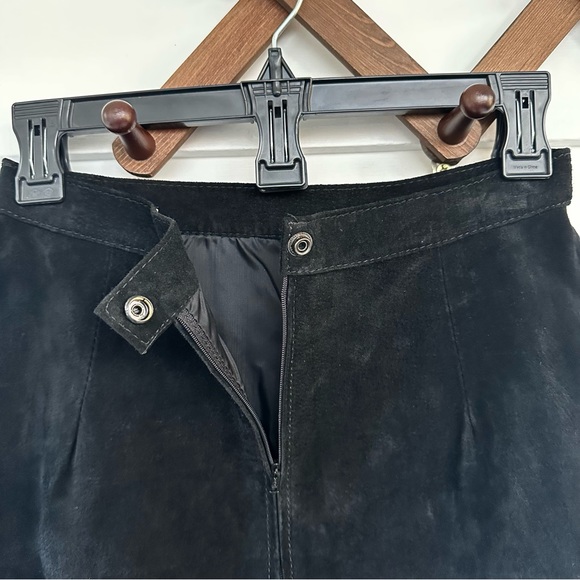 VINTAGE Bagatelle Black Leather Midi Skirt - Picture 5 of 6